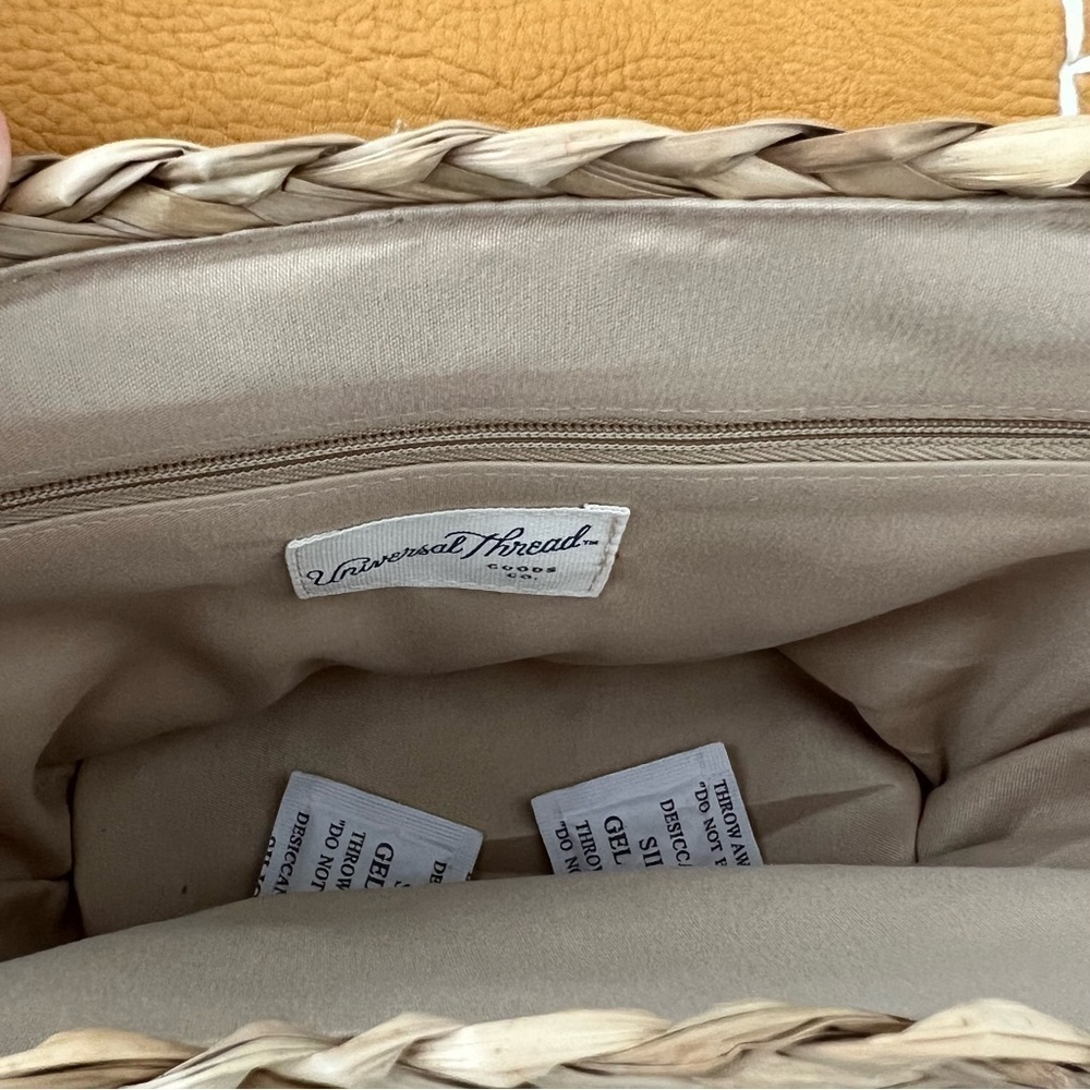 Universal Thread Straw Cross bag. - Picture 6 of 6